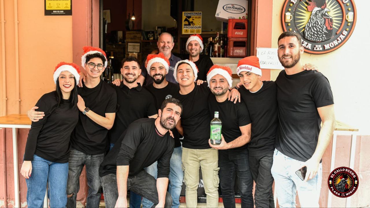 Celebración en El Gallo Negro
